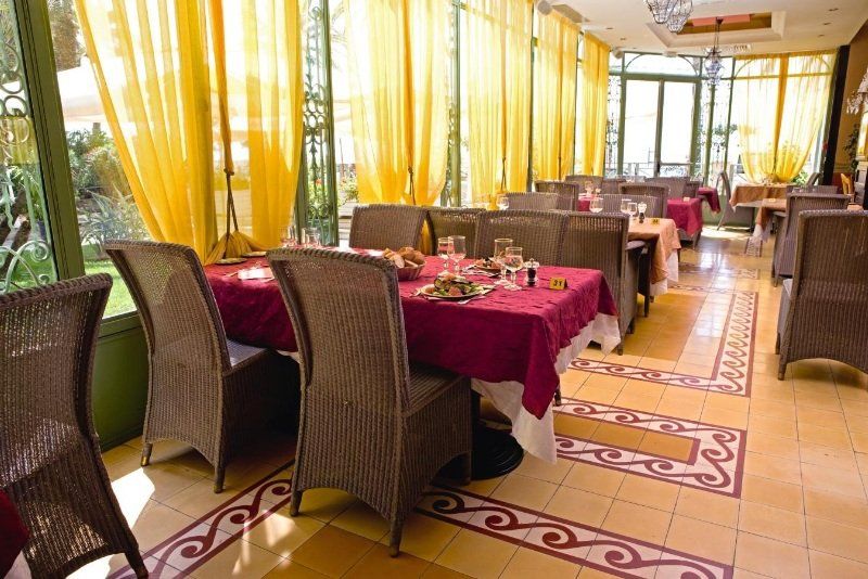 Hotel Vendome Menton - Reouverture المظهر الخارجي الصورة